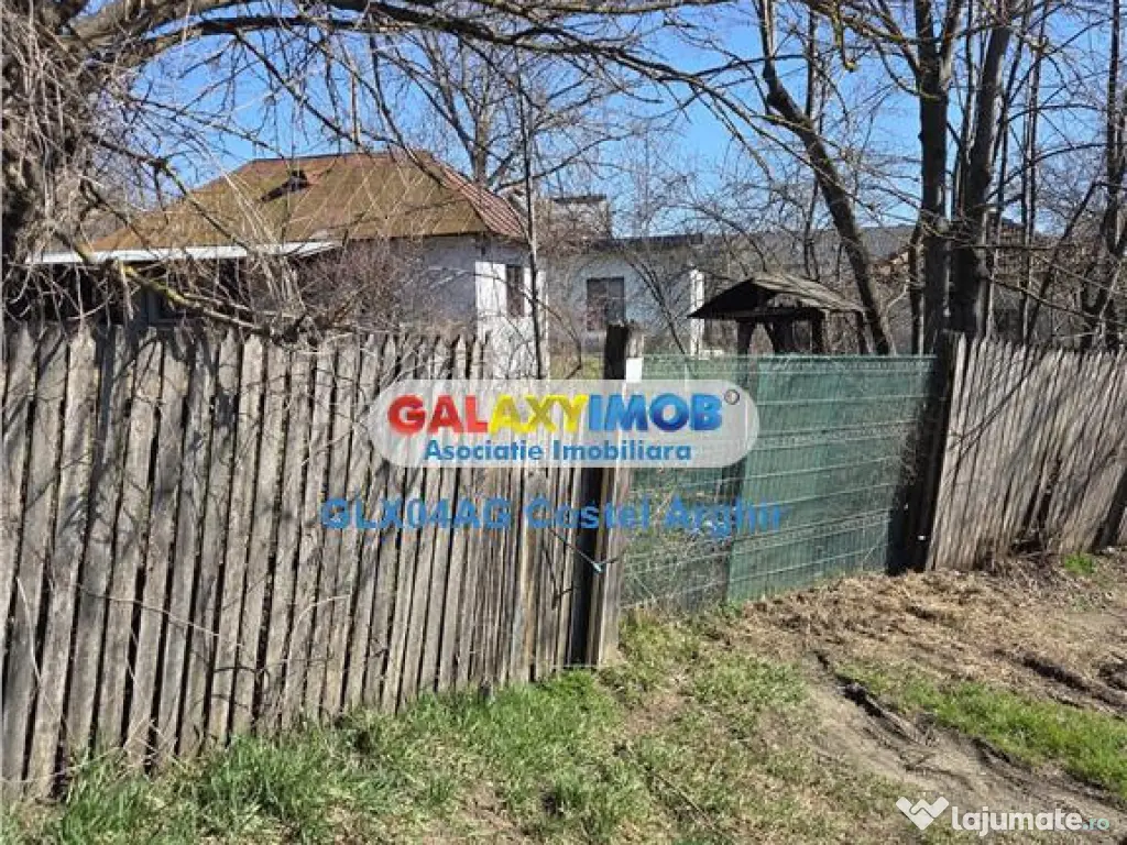 Vindem teren intravilan 2300 mp in com Calinesti , 100 m de 