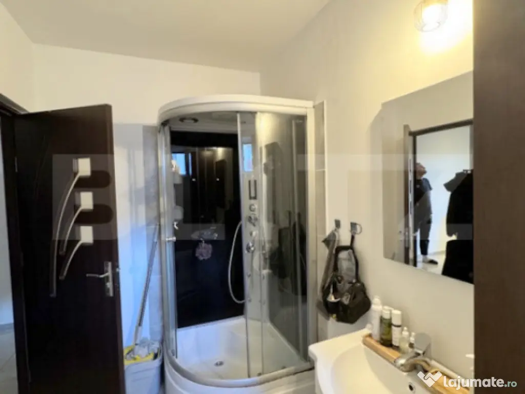 Apartament 2 camere, parcare, zona Marasti 