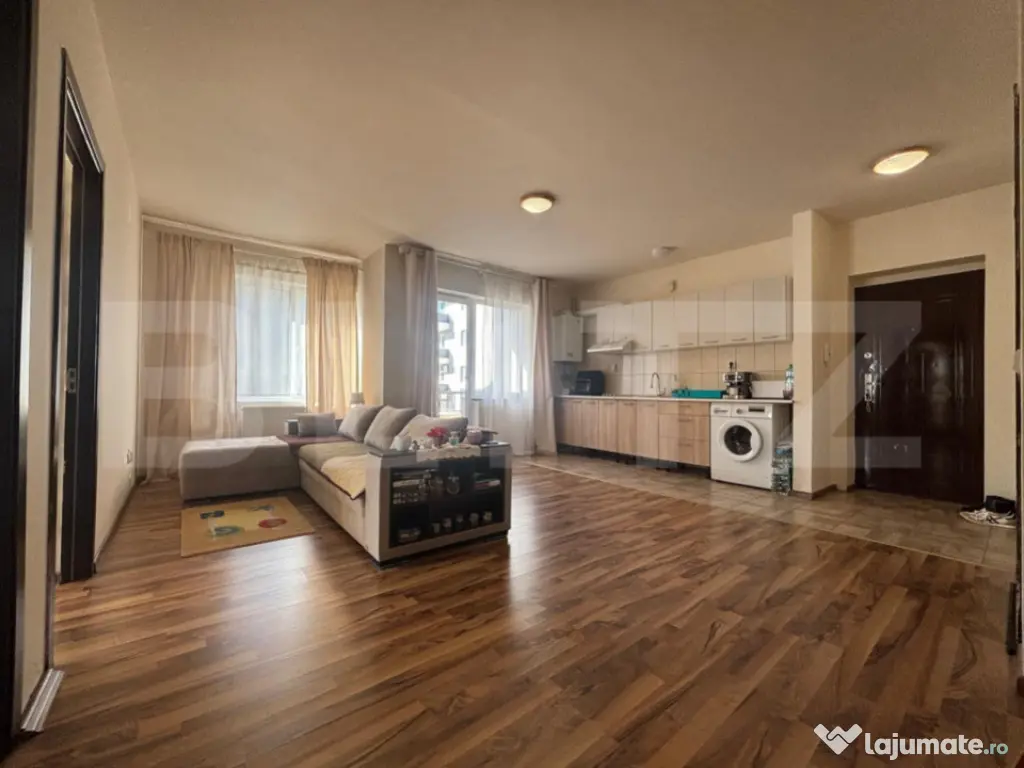 Apartament 3 camere, 58 mp, parcare, intermediar, zona Flori 