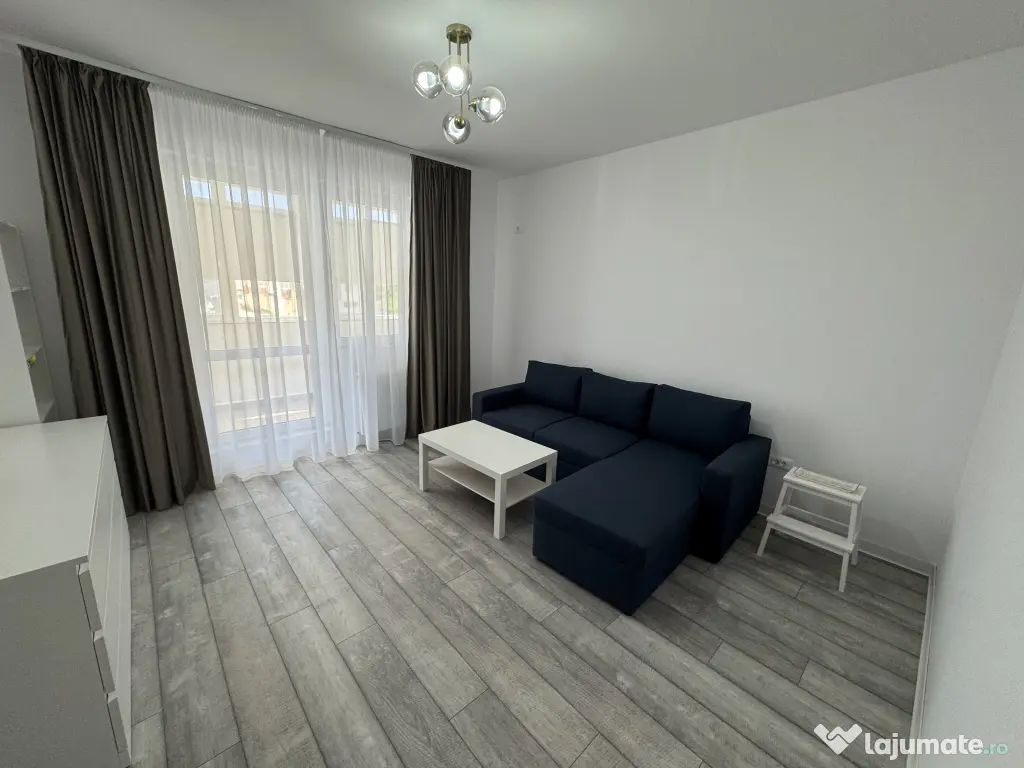 Proprietar închiriez ap 3 camere NOU 