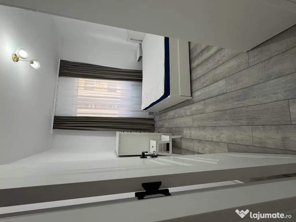 Proprietar închiriez ap 3 camere NOU 