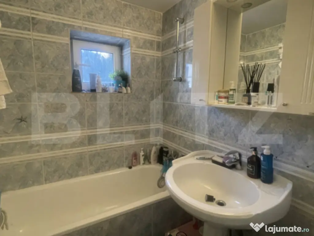 Apartament cu 4 camere, 92 mp, parter – CR Vivu 