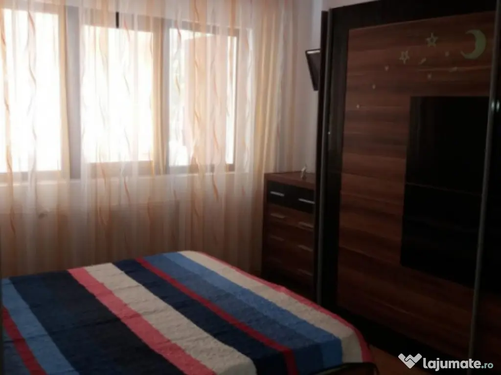 Apartament, 2 camere, decomandat, etajul 1/10, zona 8 Martie 