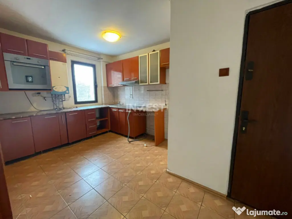 Apartament 2 camere-52 mp-Pod de Piatra-etaj 3 