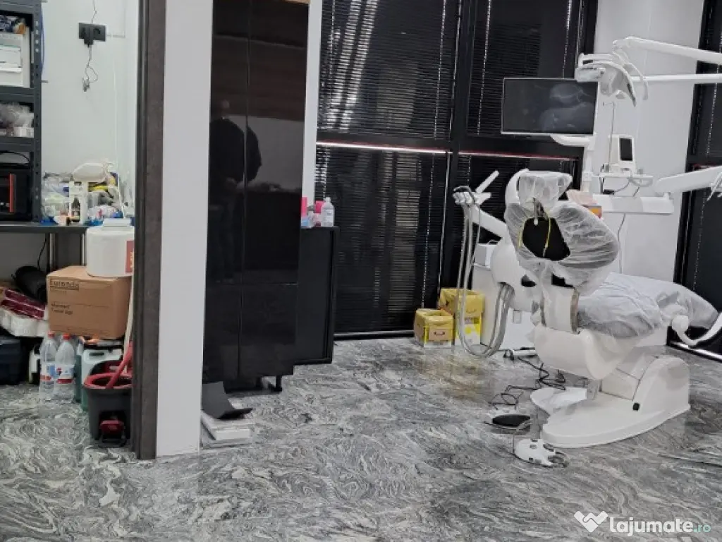 Spatiu comercial,2 băi,zona Frumoasa,vis-s-vis de Mănăstirea Frumoasa 