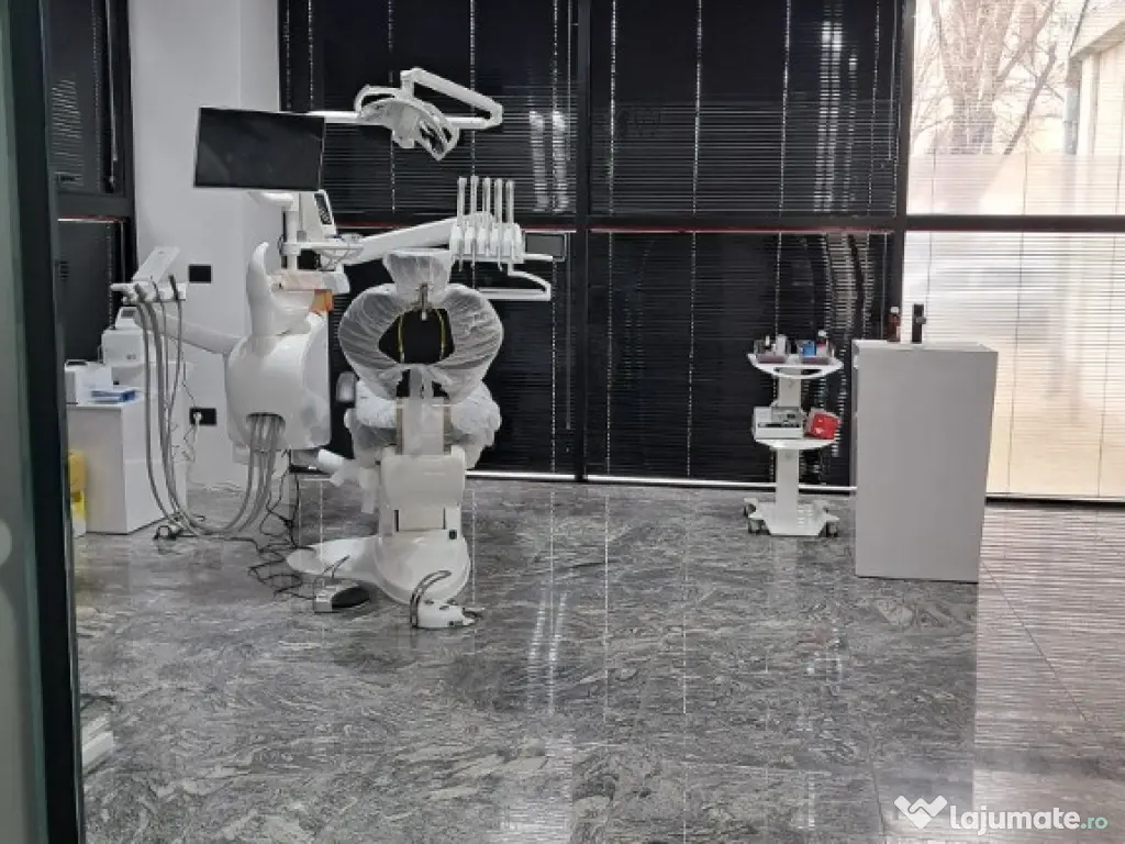 Spatiu comercial,2 băi,zona Frumoasa,vis-s-vis de Mănăstirea Frumoasa 