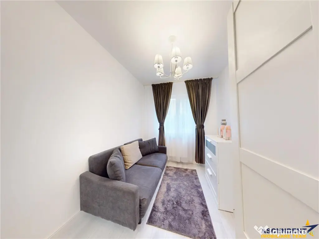 Eleganta si simplitate - Centrul Civic, renovat, etaj 2, des 