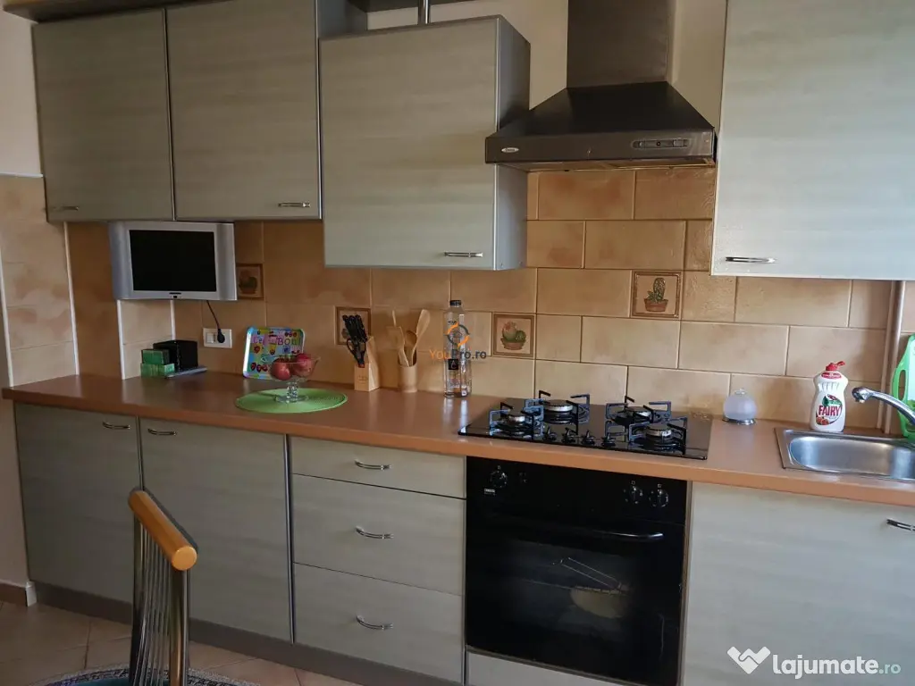 Central cu 3 camere Decomandat Punctele Cardinale 