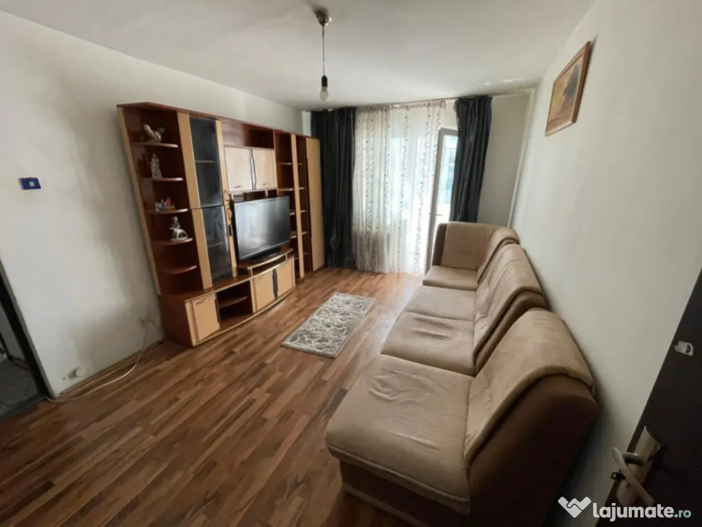 Apartament 3 camere decomandat, 65 mp, Lapus 
