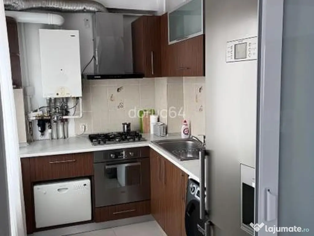 Ap.2 camerea -Piata Sudului, pe malul Deltei Vacaresti 