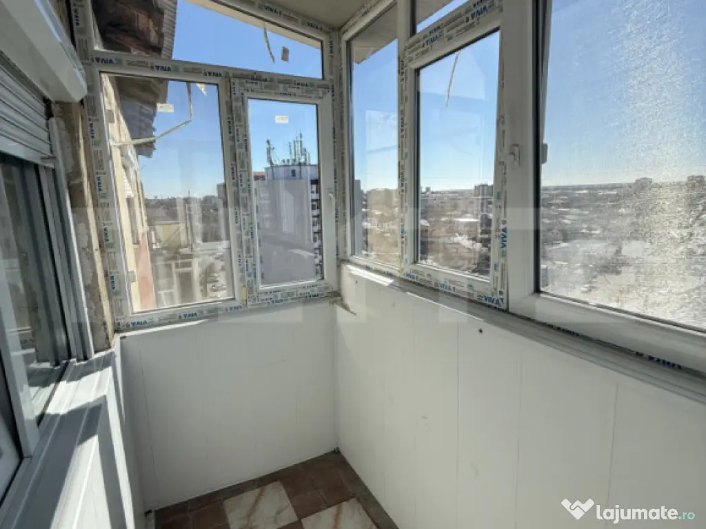 Apartament 3 camere, 55 mp, zona Micro 4 