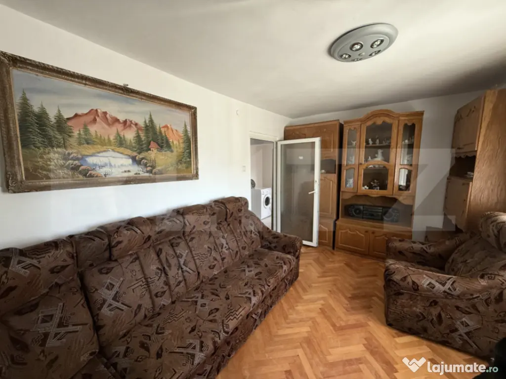 Apartament 3 camere, 55 mp, zona Micro 4 