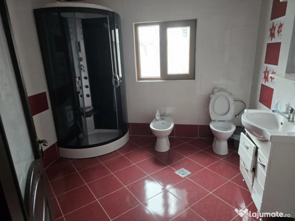 Casa in zona liniștită Târgul Neamț 