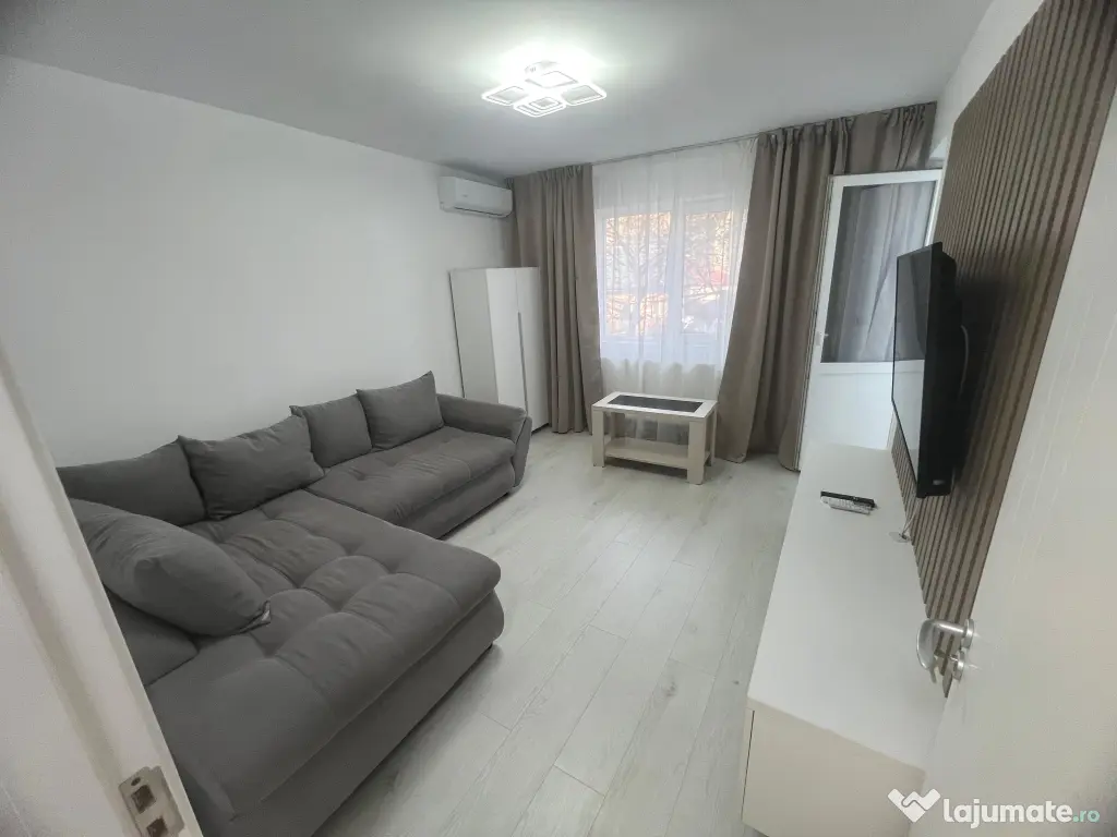 Închiriez apartament în zona Tudor Vladimirescu 