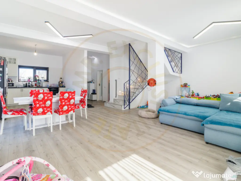 Casa Corbeanca P+1 cu 3 dormitoare si curte generoasa, teras 