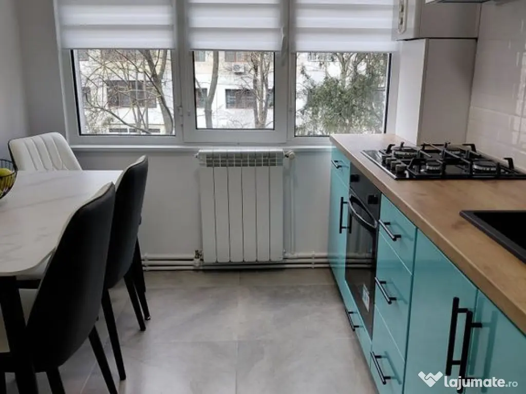 ???? Apartament 3 camere – Micro 16, etaj 2, (în spate... 