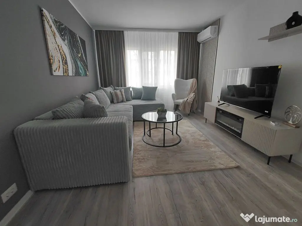 ???? Apartament 3 camere – Micro 16, etaj 2, (în spate... 