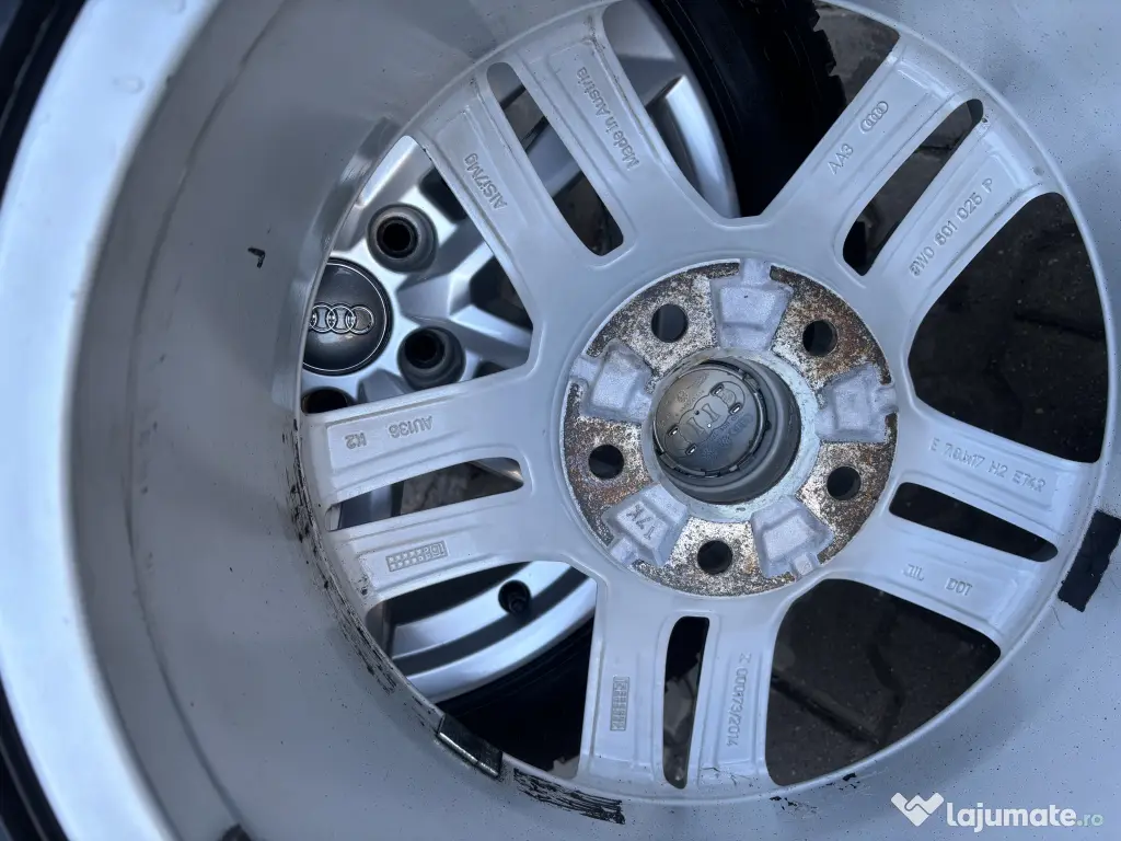 Vând jante Audi pe 17