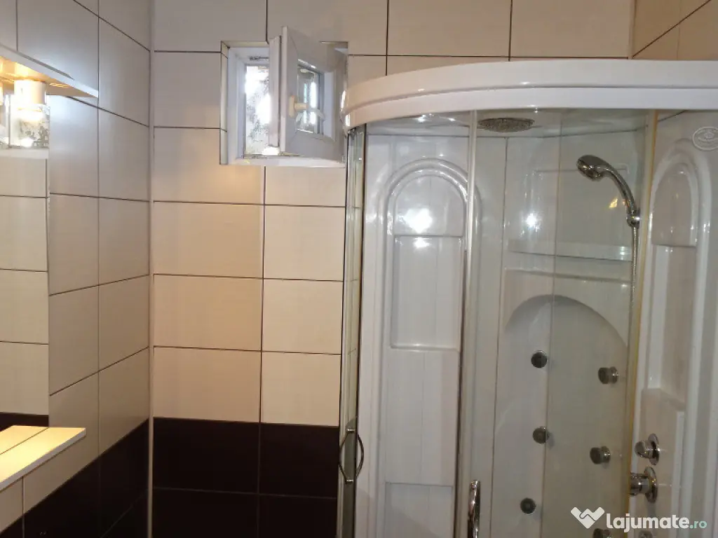 Vand apartament 2 camere in Deva, Bd 1 Decembrie, mobilat, utilat 