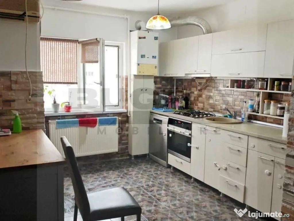 Apartament de 3 camere, decomandat, 73mp, zona Calea Doro... 