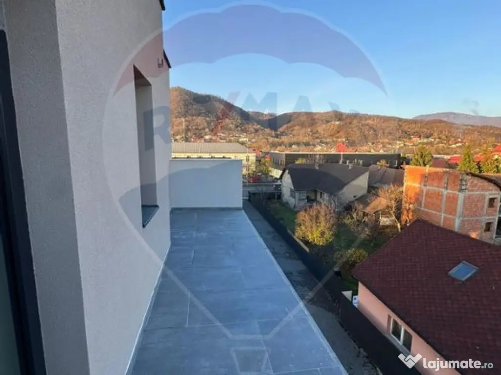 APARTAMENT CONFORT LUX DE VANZARE IN CENTRUL VECHI 4 CAMERE 