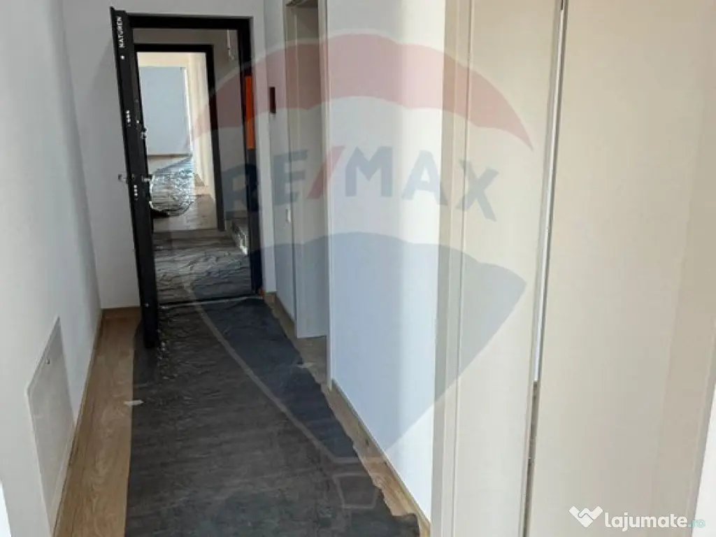 APARTAMENT CONFORT LUX DE VANZARE IN CENTRUL VECHI 4 CAMERE 