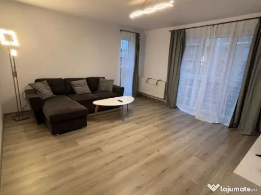Apartament 2 camere, decomandat - zona Avantgarden 