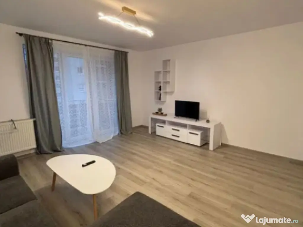 Apartament 2 camere, decomandat - zona Avantgarden 