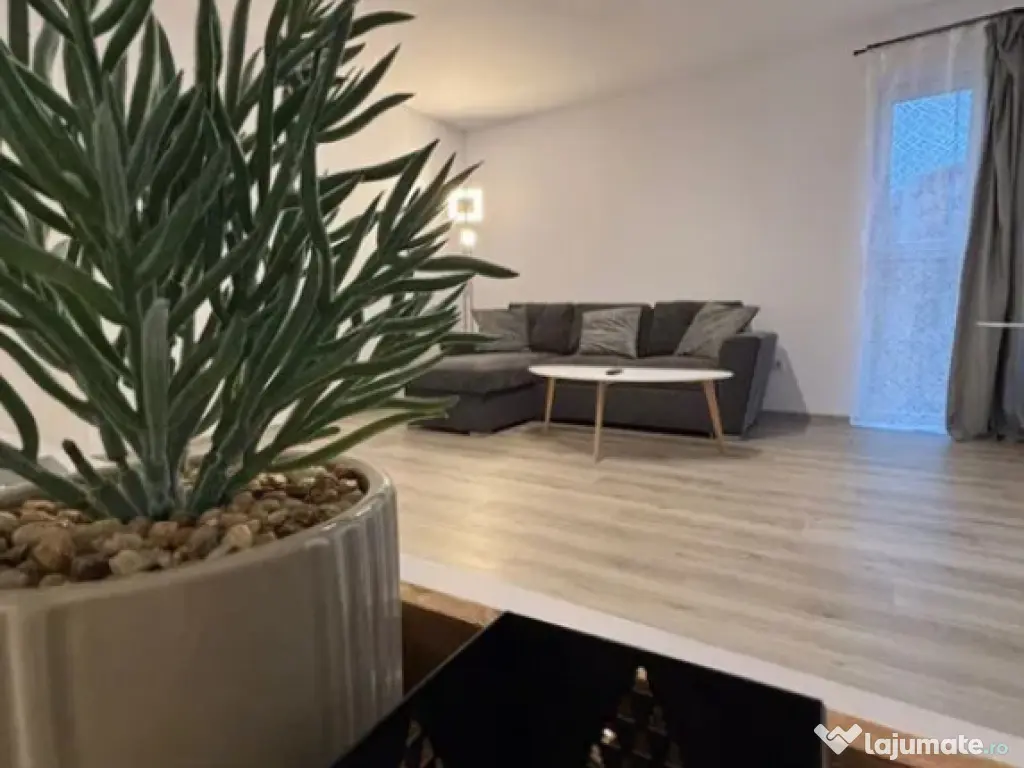 Apartament 2 camere, decomandat - zona Avantgarden 