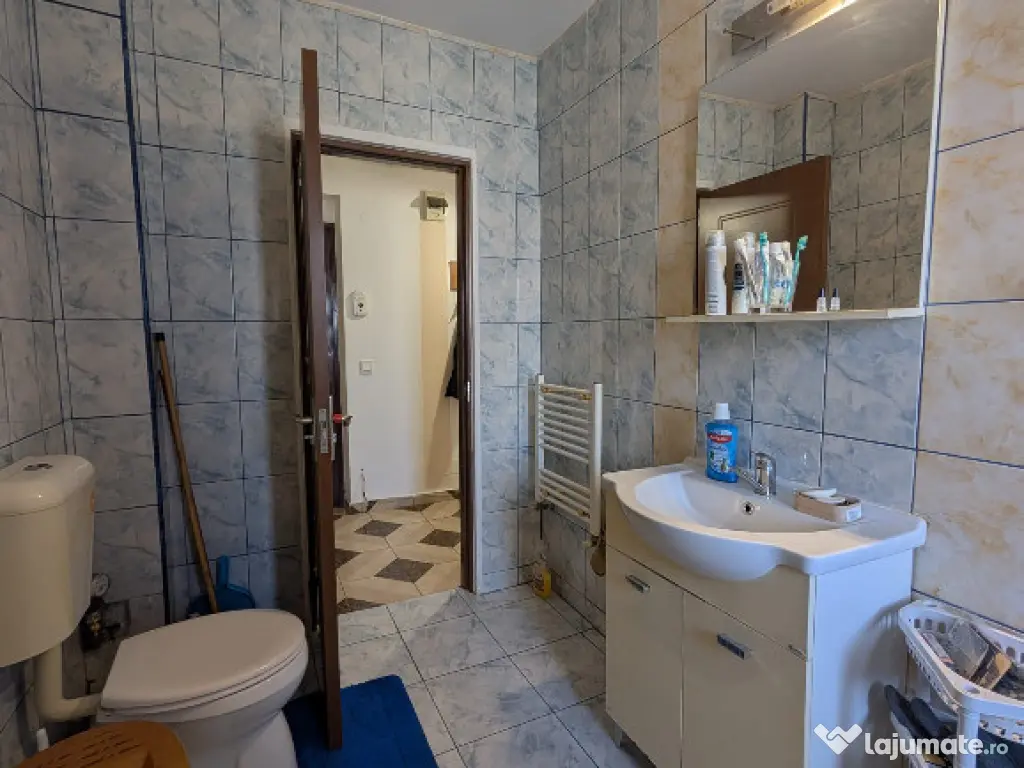 Apartament de o camera, zona Eroilor/ Floresti 