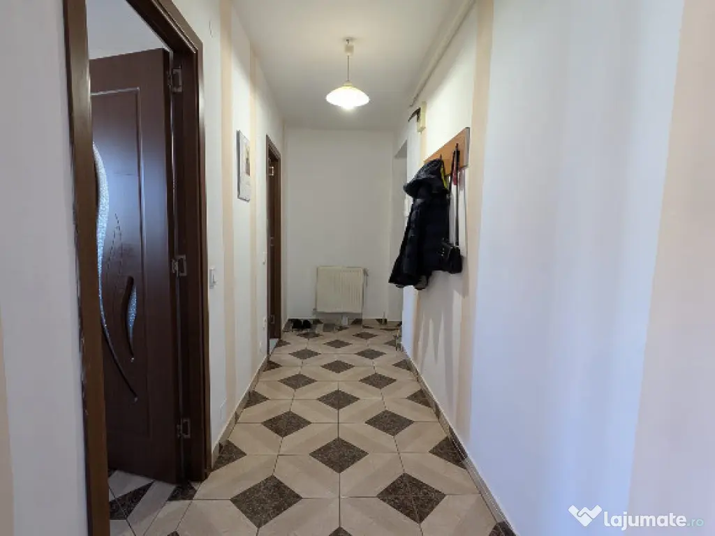 Apartament de o camera, zona Eroilor/ Floresti 