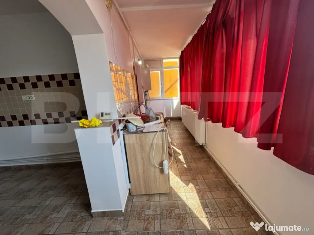 Apartament 3 camere, 76 mp, zona Nicolina