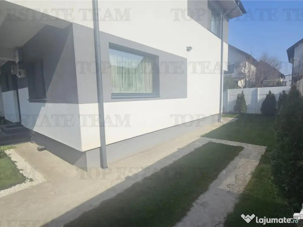 Vila lux 4 camere cu panouri solare in Chiajna 