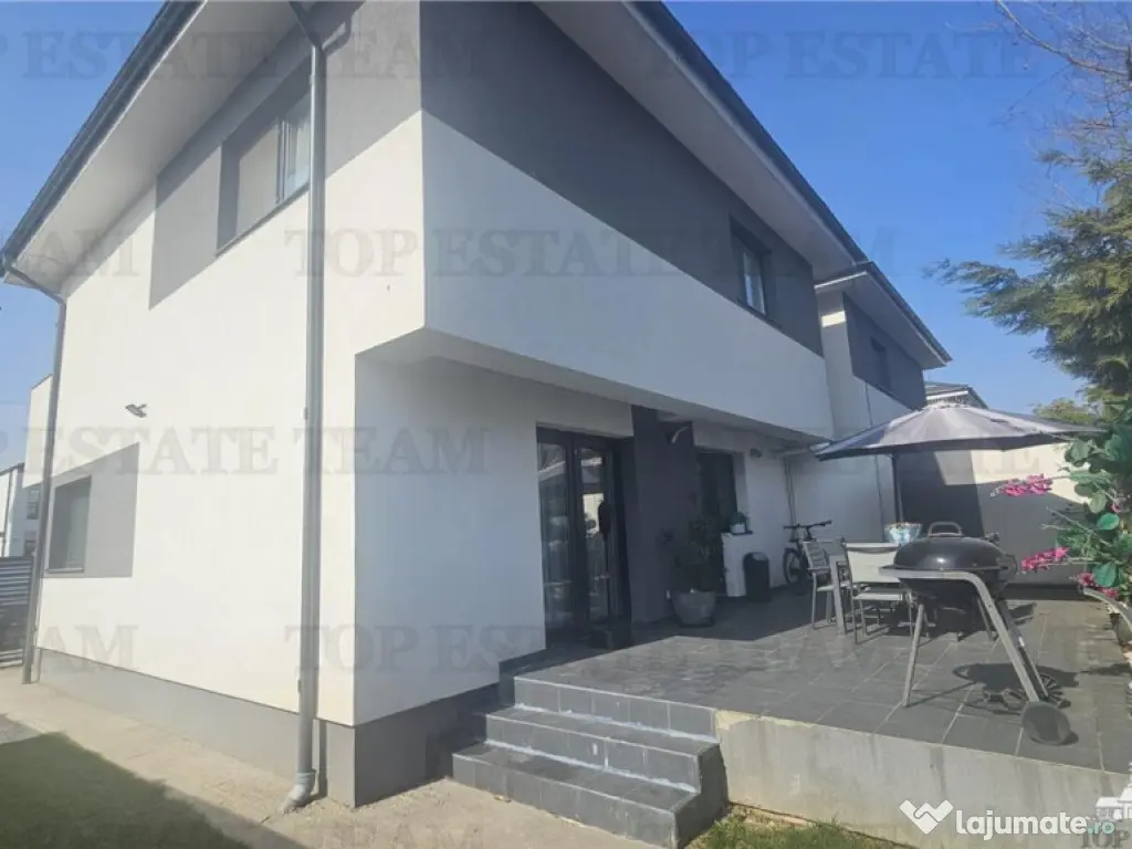 Vila lux 4 camere cu panouri solare in Chiajna 