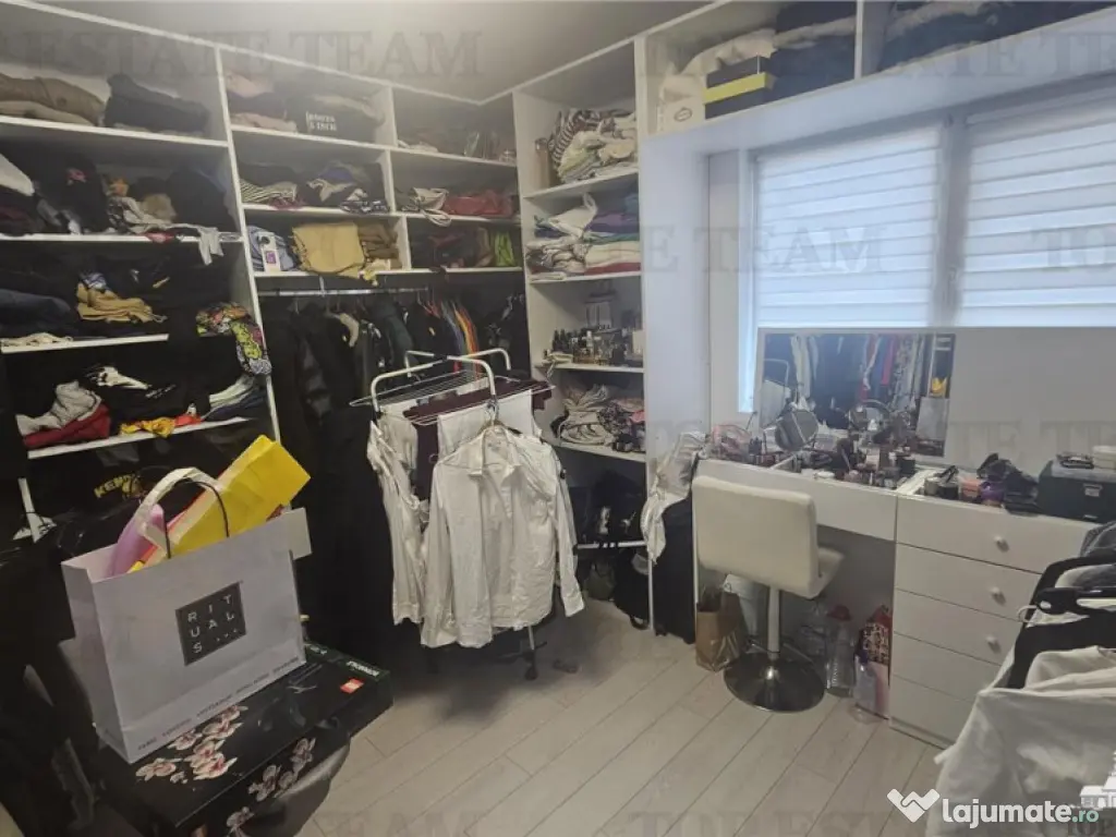 Vila lux 4 camere cu panouri solare in Chiajna 