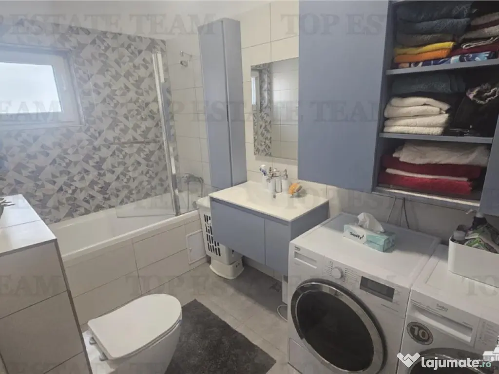 Vila lux 4 camere cu panouri solare in Chiajna 