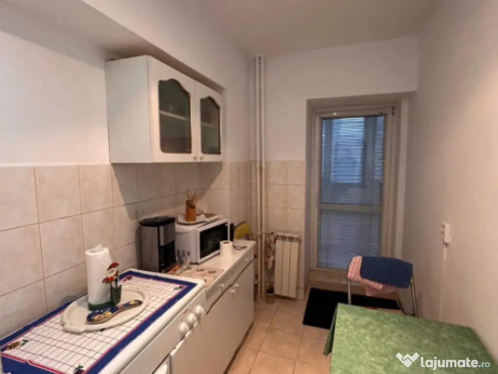 Garsonieră decomandată, situata în zona Dacia 