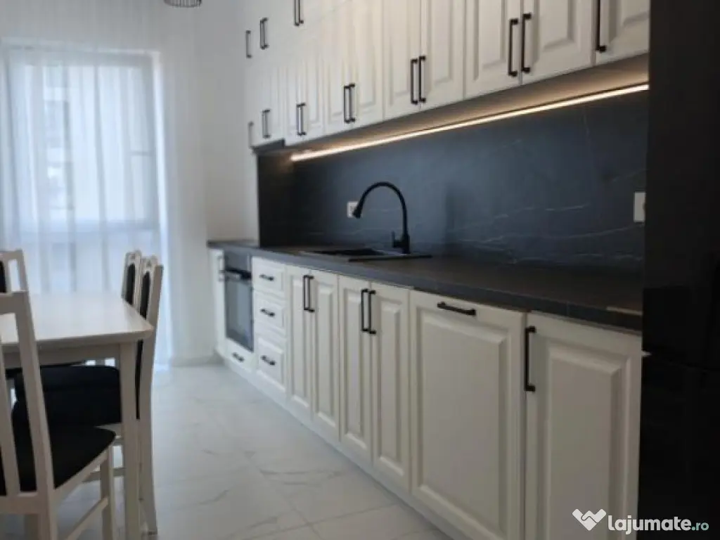 Apartament 2 camere zona Lotus Oradea 