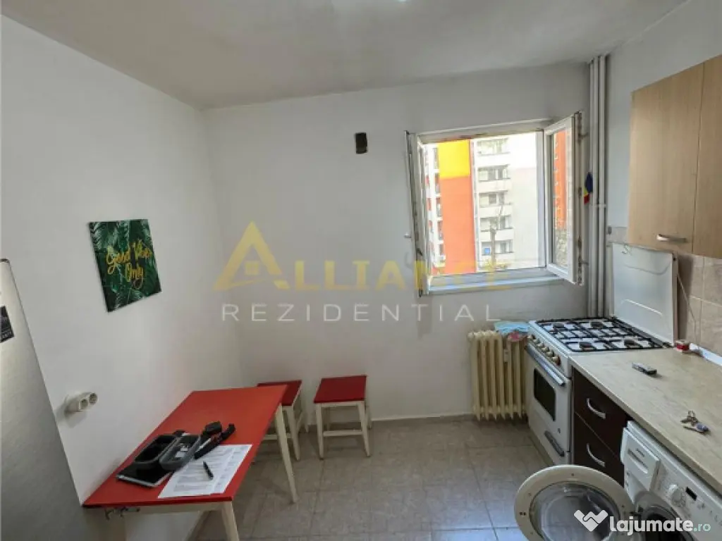 Apartament 3 camere Dristor – 5 min de metrou, bloc rea... 