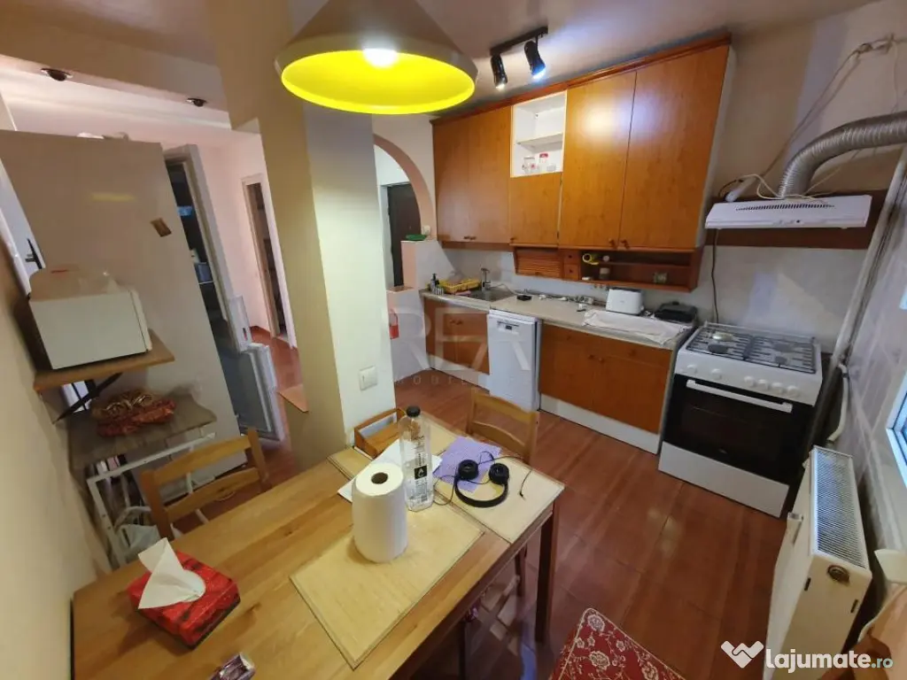 4 camere Costin Georgian,inst. schimb.,an 1978, 88 mp, anvel 