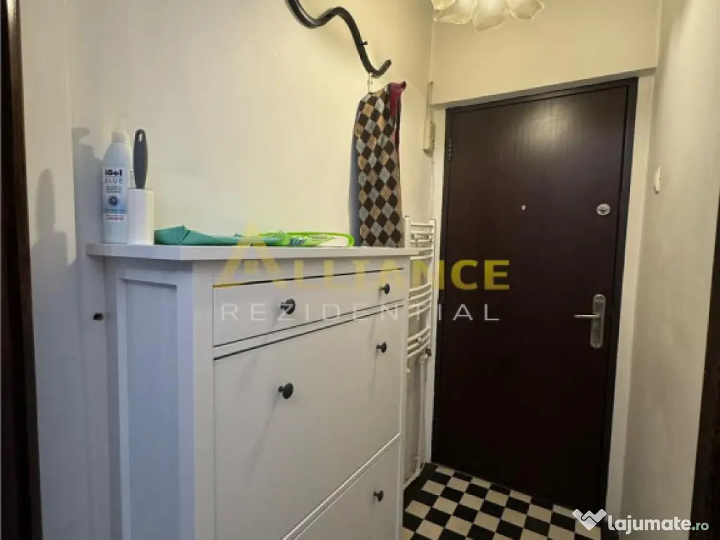 2 camere decomandat - pozitie excelenta -> Zona Unirii, Metr 