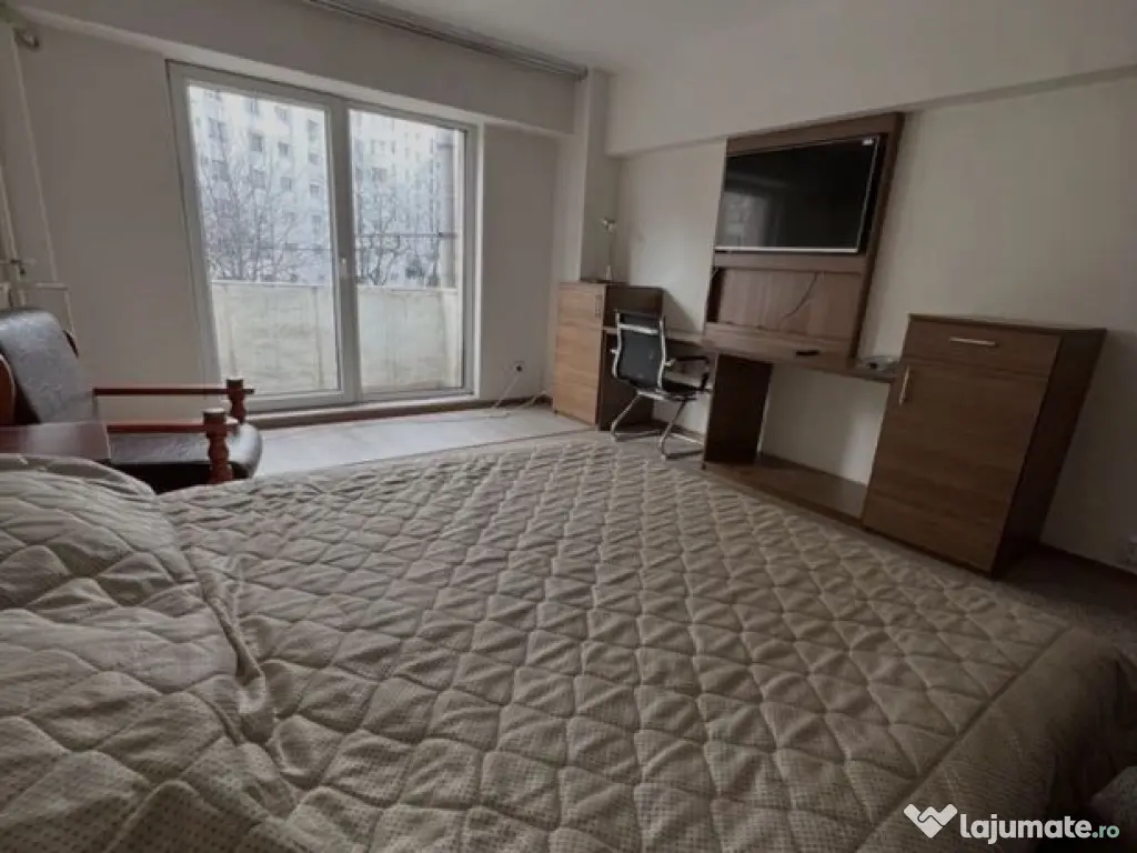 Calea Calarasilor, imobil P+9 