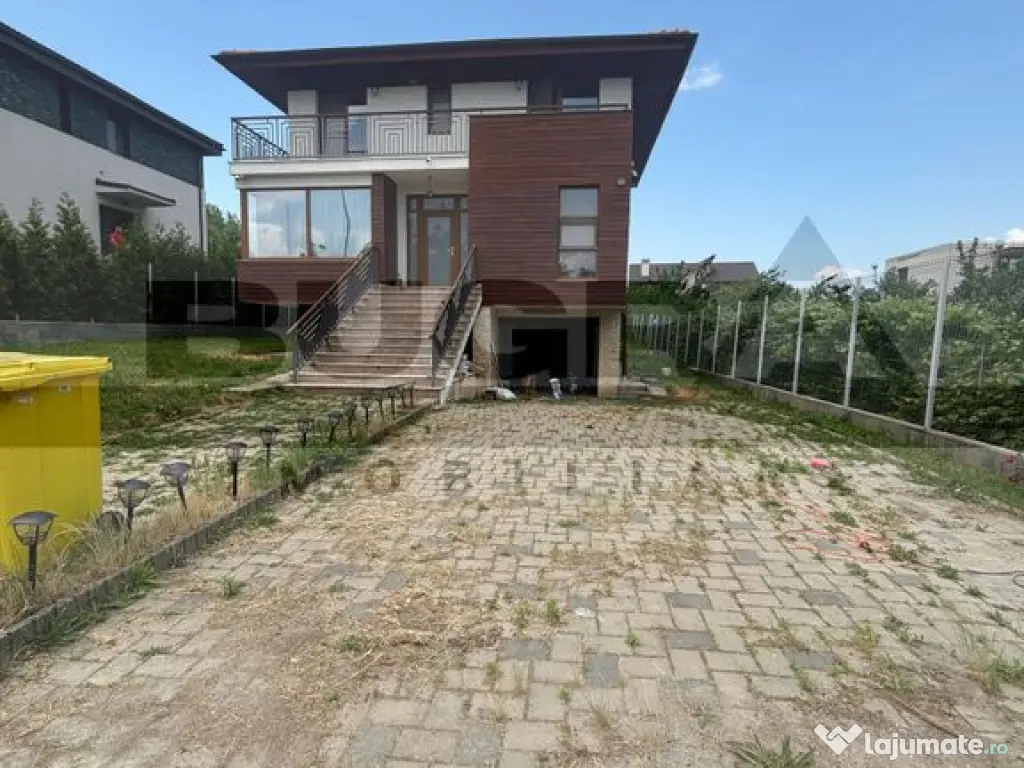 Casa individuala 230 mp, 1000 mp teren, zona Oasului 