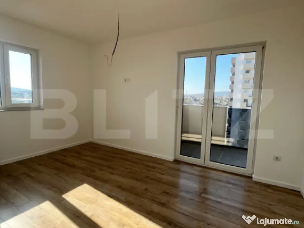 Apartament 3 camere, 2 băi, 2 terase, bloc nou 