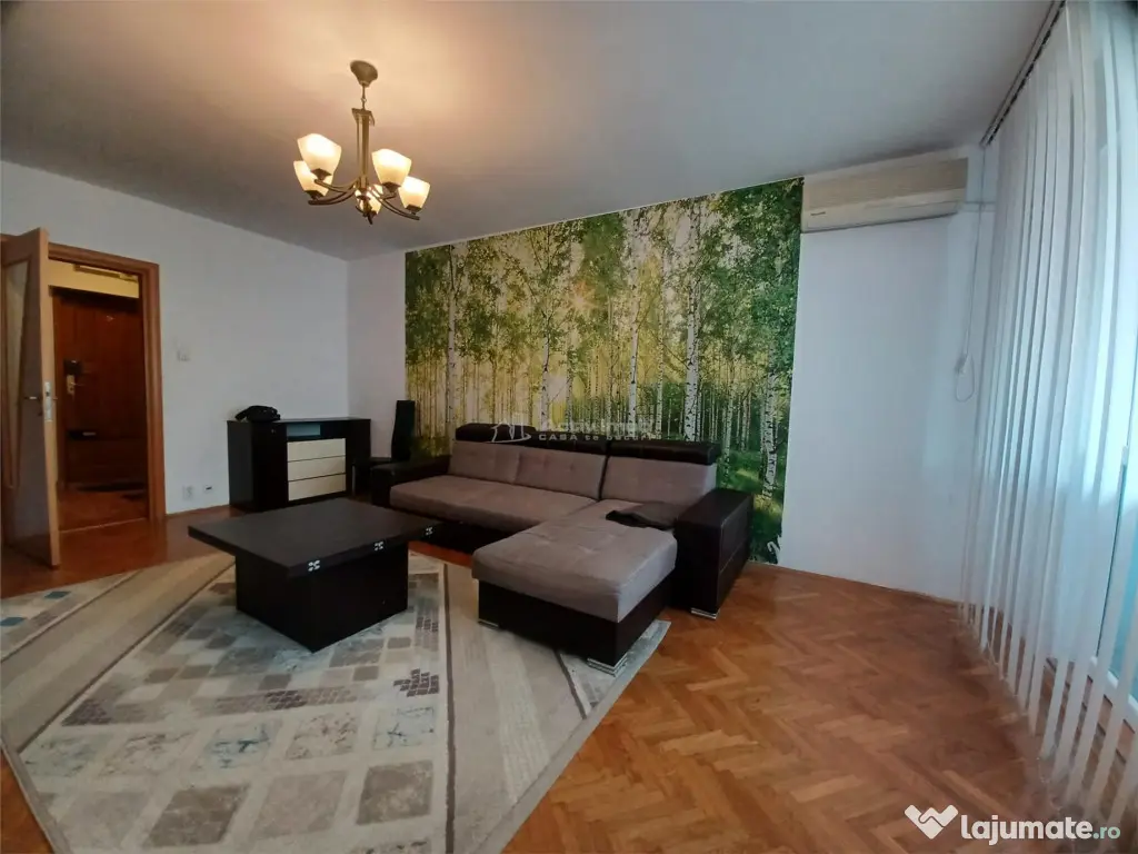 V#226;nzare Apartament 3 camere - Pia#539;#259; Victoriei / 