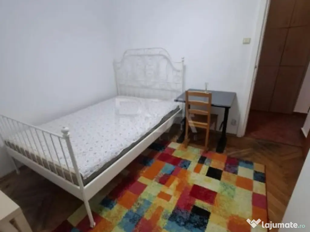 3 camere Parcul Circului decomandat, et. 4, an 1978, 77 mp 