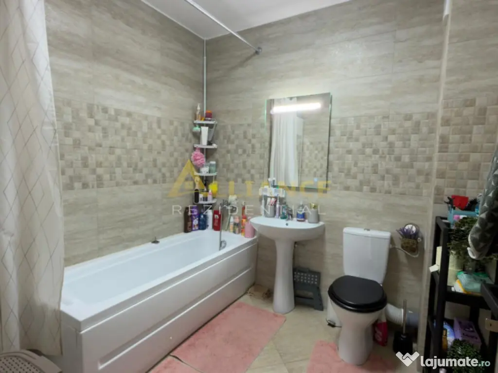 Apartament 3 camere 112 mp-etaj 1-Sector 4 