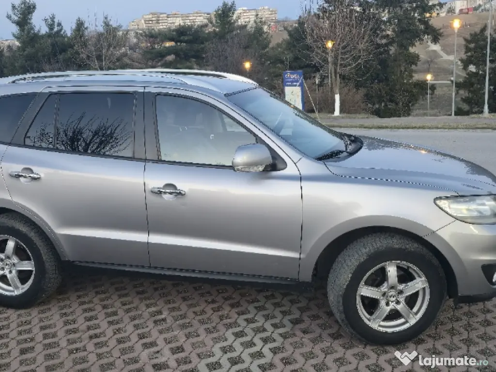 Vand Hyundai Santa Fe 2011,euro 5, motor 2.2  198 cp, 4x4 