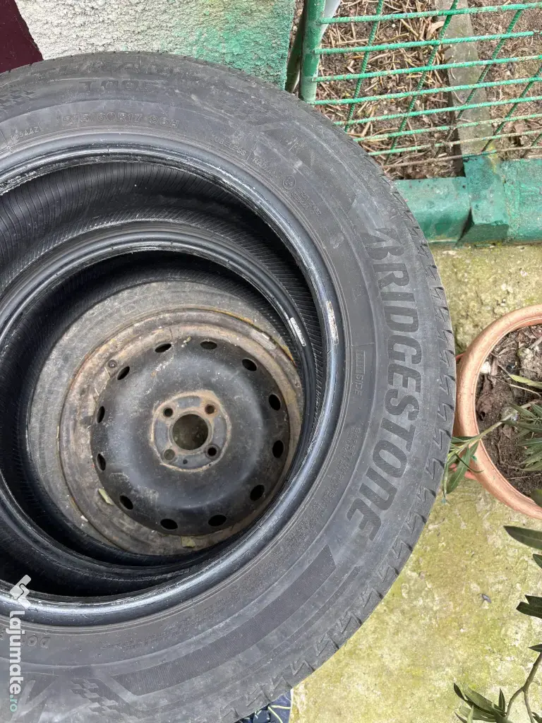 Set anvelope premium de vara Bridgestone Turanza T005 215/60 R17 96H DOT 0521 