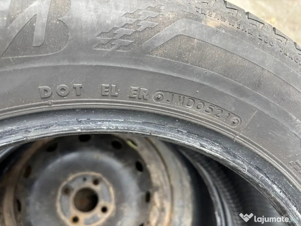 Set anvelope premium de vara Bridgestone Turanza T005 215/60 R17 96H DOT 0521 